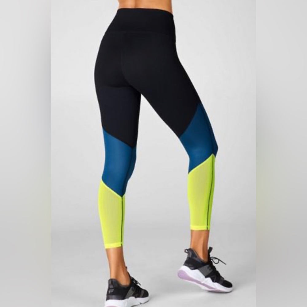 Fabletics High-Wasted Leggings 7/8 length